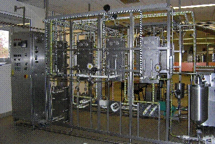 Pasteurization unit in a pilot scale (Property of Escola Superior de Biotecnologia, Universidade Catolica Portuguesa, Porto)